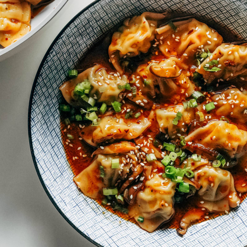 A picture of Chicken Wontons in Spicy Chili Sauce